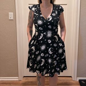 HOT TOPIC celestial dress with pockets